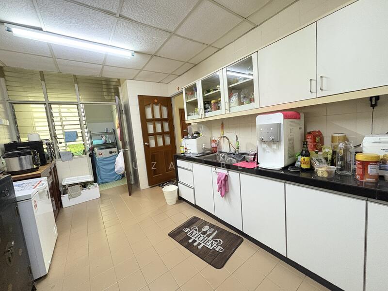 Condominium for Sale at Kondo Berjaya - Suzan Beh - Kitchen - PropertyGuru.com.my