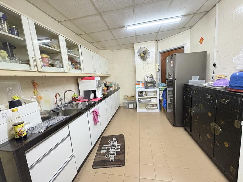 Condominium for Sale at Kondo Berjaya - Suzan Beh - Kitchen - PropertyGuru.com.my