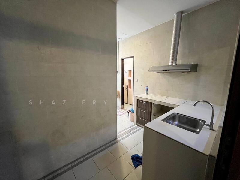Bukit Jelutong untuk Untuk Dijual - RM 1,080,000, Apr 2026 - Kitchen - PropertyGuru.com.my