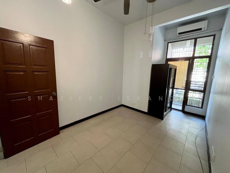 Bukit Jelutong untuk Untuk Dijual - RM 1,080,000, Apr 2026 - Interior - PropertyGuru.com.my
