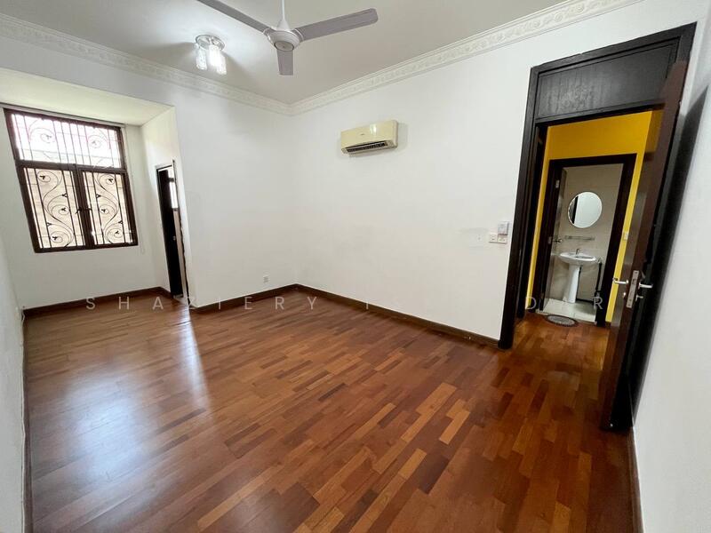 Bukit Jelutong untuk Untuk Dijual - RM 1,080,000, Apr 2026 - Interior - PropertyGuru.com.my