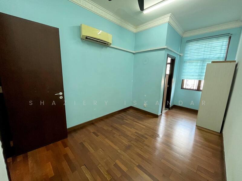 Bukit Jelutong untuk Untuk Dijual - RM 1,080,000, Apr 2026 - Bedroom - PropertyGuru.com.my