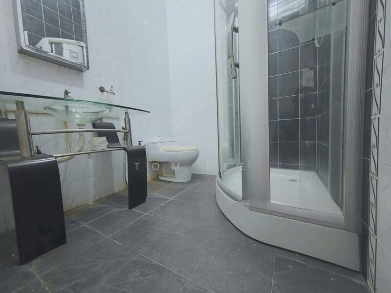 For Sale - Teluk Pulai Klang Double Storey Endlot House