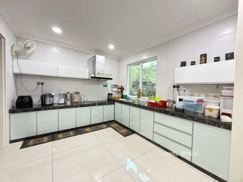 Bandar Parkland untuk Untuk Dijual - RM 3,500,000, Apr 2026 - Kitchen - PropertyGuru.com.my