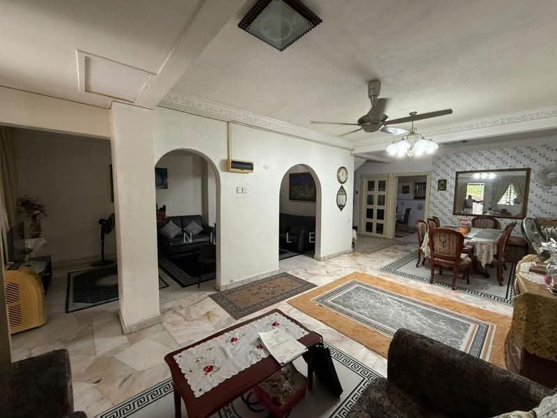 Rumah Teres 2-Tingkat untuk Dijual di Bandar Menjalara (Kuala Lumpur) - Nicole . - Living Room - PropertyGuru.com.my