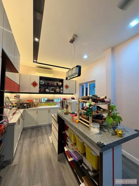 Ambang Botanic 2 untuk Untuk Dijual - RM 1,180,000, Mac 2026 - Kitchen - PropertyGuru.com.my