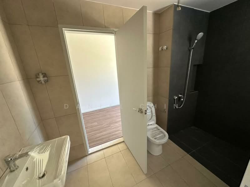 Rumah Teres 2 Tingkat untuk Dijual di Melawati (Selangor) - Daniel Chin - Bathroom - PropertyGuru.com.my