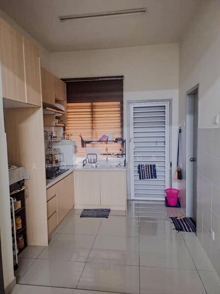 2-storey Terraced House for Rent in Sepang (Selangor) - Haslinda Ahmad Razali - Kitchen - PropertyGuru.com.my