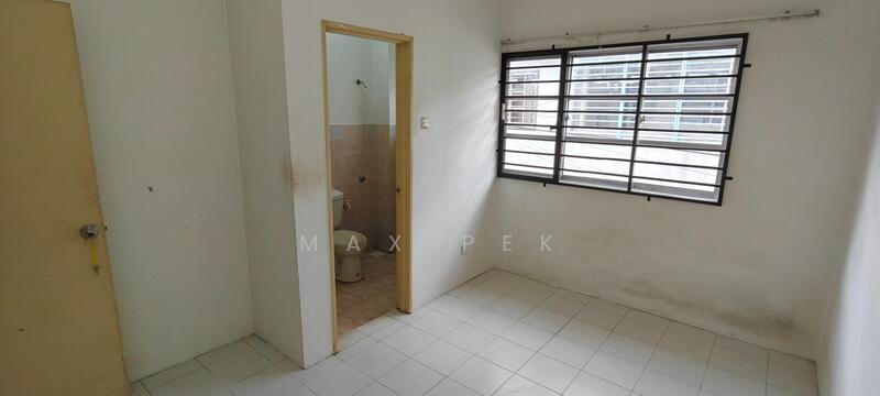 Puchong Taman Damai Utama Double Storey House for Sale untuk Untuk Dijual - RM 800,000, Mac 2026 - Bathroom - PropertyGuru.com.my