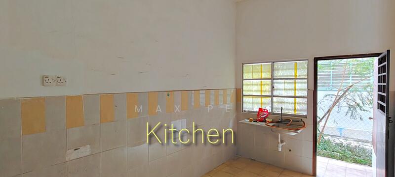 Puchong Taman Damai Utama Double Storey House for Sale untuk Untuk Dijual - RM 800,000, Mac 2026 - Kitchen - PropertyGuru.com.my
