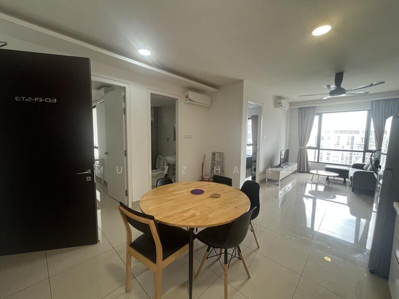 Service Residence for Rent at Eclipse Residence @ Pan'gaea - Mu'izz Halim - Dining Room - PropertyGuru.com.my