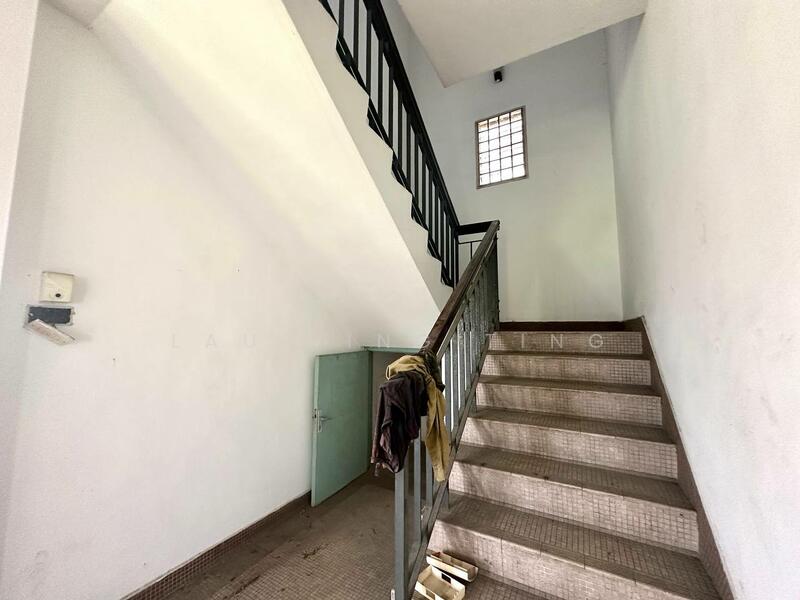 JB town JB town JB towns commercial bungalow corner cheap melodies taman pelangi taman sentosa abad untuk Untuk Disewa - RM 6,000 /bulan, Mac 2026 - Entrance - PropertyGuru.com.my