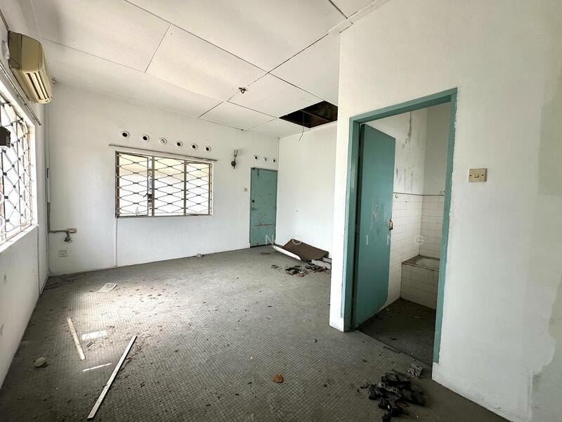 JB town JB town JB towns commercial bungalow corner cheap melodies taman pelangi taman sentosa abad untuk Untuk Disewa - RM 6,000 /bulan, Mac 2026 - Interior - PropertyGuru.com.my