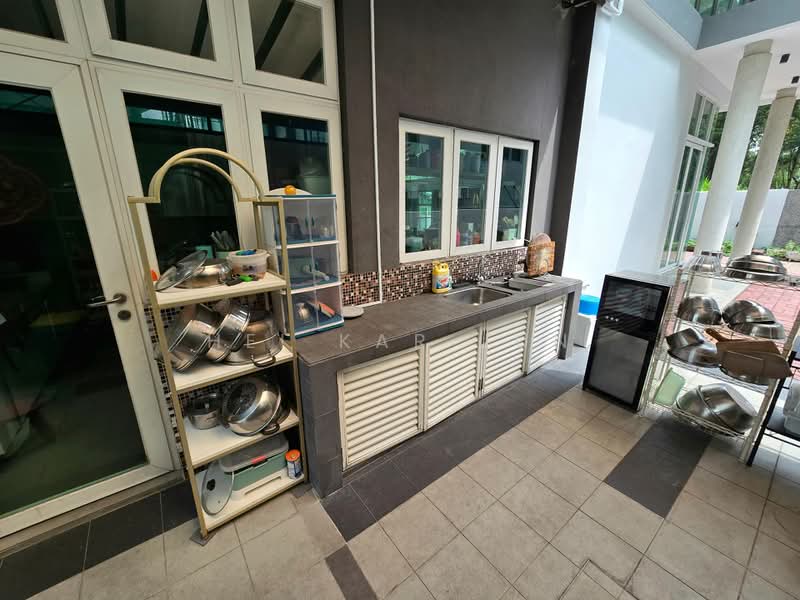 Bungalow for Sale in Country Heights Damansara (Kuala Lumpur) - Hei Kar Jun - Kitchen - PropertyGuru.com.my