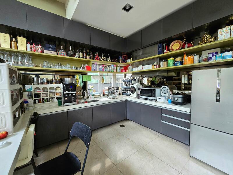 Bungalow for Sale in Country Heights Damansara (Kuala Lumpur) - Hei Kar Jun - Kitchen - PropertyGuru.com.my