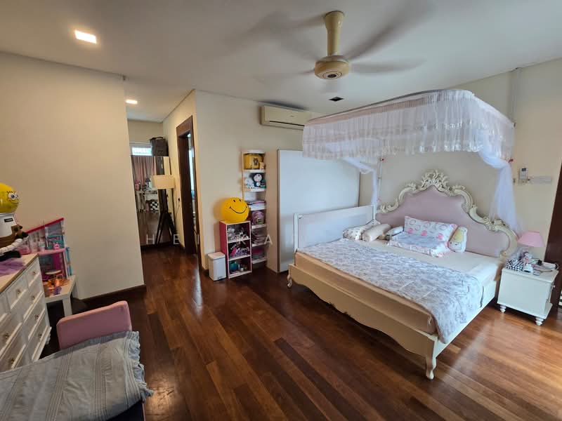 Bungalow for Sale in Country Heights Damansara (Kuala Lumpur) - Hei Kar Jun - Bedroom - PropertyGuru.com.my