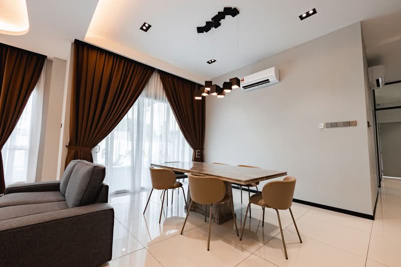 Semi-Detached House for Rent in Ipoh (Perak) - Jamie Lai - Dining Room - PropertyGuru.com.my