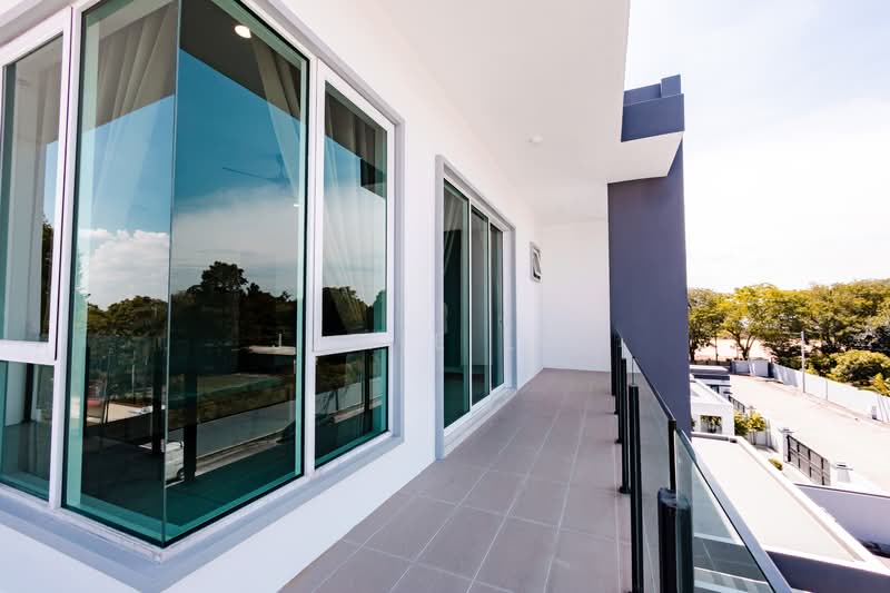 Semi-Detached House for Rent in Ipoh (Perak) - Jamie Lai - Balcony - PropertyGuru.com.my