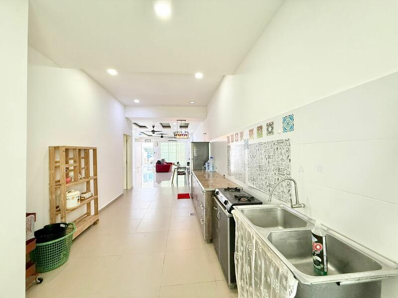 2-storey Terraced House for Sale in Bandar Sri Sendayan (Negeri Sembilan) - Syakila Mokhtar - Kitchen - PropertyGuru.com.my