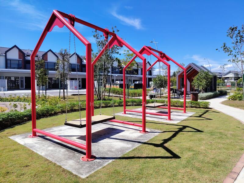 Terraced House for Sale in Sungai Buloh (Selangor) - Balkhis Hashim - Exterior - PropertyGuru.com.my