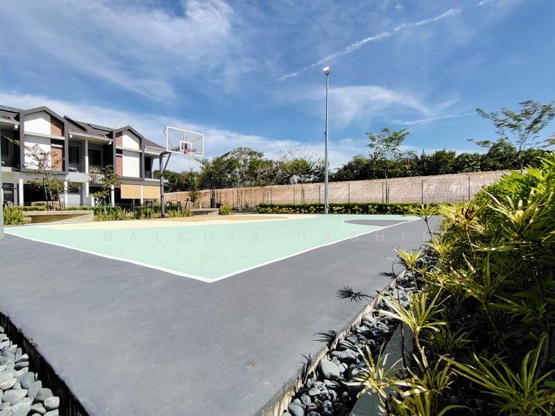 Terraced House for Sale in Sungai Buloh (Selangor) - Balkhis Hashim - Exterior - PropertyGuru.com.my