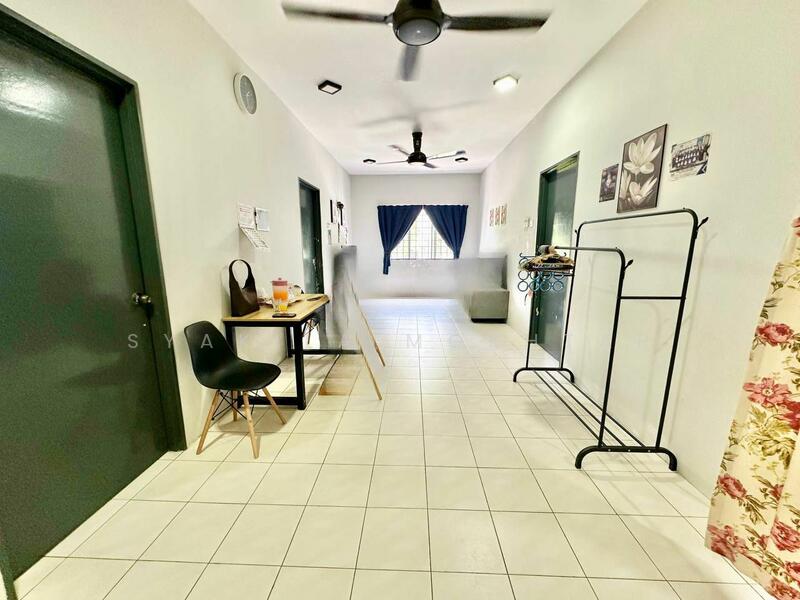 Apartment for Sale at Pangsapuri Mayang (Puncak Jalil) - Syakila Mokhtar - Corridor - PropertyGuru.com.my