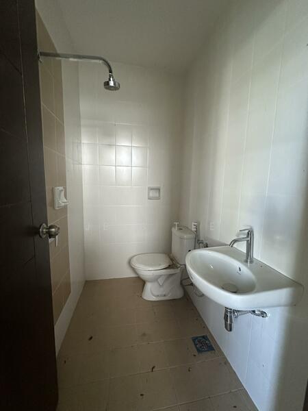 Bungalow for Sale in Bukit Jelutong (Shah Alam) - Jess Tee - Bathroom - PropertyGuru.com.my