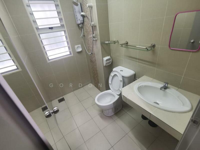 Bandar Mahkota Cheras Seksyen 3 untuk Untuk Dijual - RM 799,000, Mac 2026 - Bathroom - PropertyGuru.com.my
