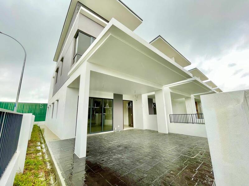 2-storey Terraced House for Sale in Shah Alam (Selangor) - Syakila Mokhtar - Exterior - PropertyGuru.com.my
