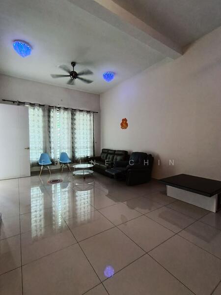 Austin Residence @Taman Mount Austin , Johor Bahru untuk Untuk Disewa - RM 2,500 /bulan, Feb 2026 - Living Room - PropertyGuru.com.my