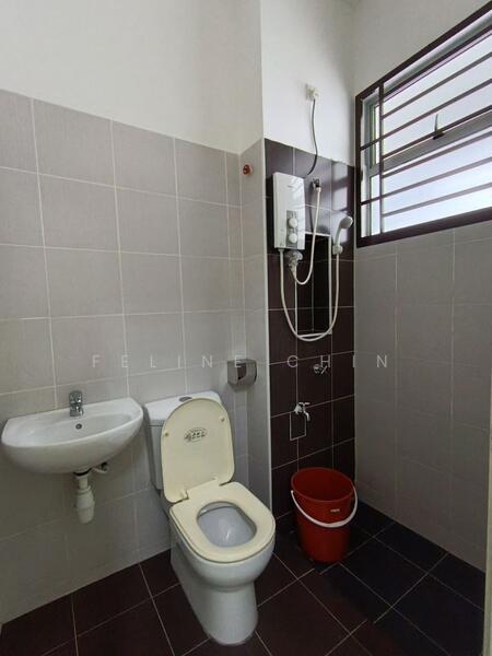Austin Residence @Taman Mount Austin , Johor Bahru untuk Untuk Disewa - RM 2,500 /bulan, Feb 2026 - Bathroom - PropertyGuru.com.my