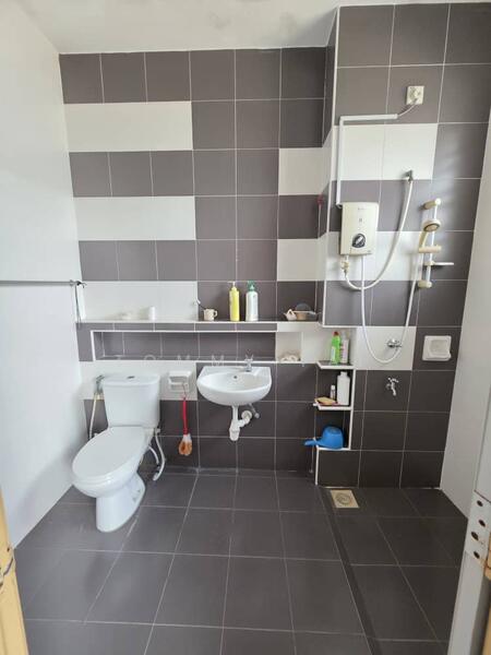 2-storey Terraced House for Sale in Taman Setia Indah (Tebrau) - Tommy Tai - Bathroom - PropertyGuru.com.my