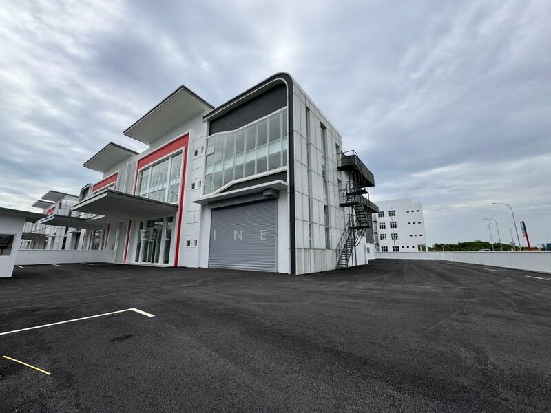 Suria Industrial Park untuk Untuk Disewa - RM 25,000 /bulan, Feb 2026 - Exterior - PropertyGuru.com.my