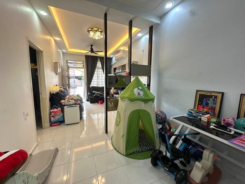 1-storey Terraced House for Sale in Kangkar Pulai (Skudai) - Tommy Tai - Living Room - PropertyGuru.com.my