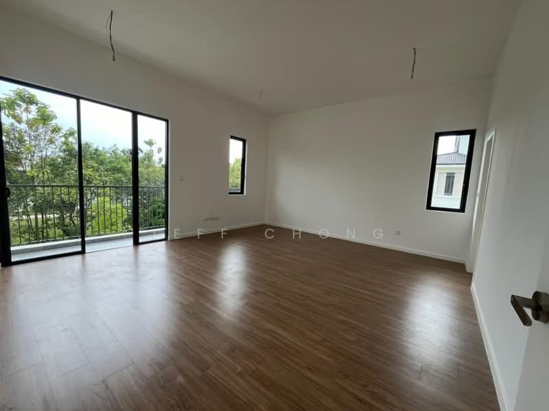2-storey Terraced House for Sale in Bandar Tropicana Aman (Telok Panglima Garang) - Jeff Chong - Balcony - PropertyGuru.com.my