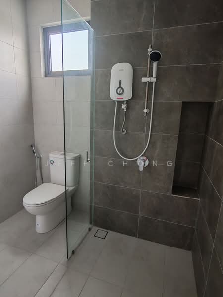 2-storey Terraced House for Sale in Bandar Tropicana Aman (Telok Panglima Garang) - Jeff Chong - Bathroom - PropertyGuru.com.my