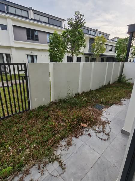 2-storey Terraced House for Sale in Bandar Tropicana Aman (Telok Panglima Garang) - Jeff Chong - Exterior - PropertyGuru.com.my