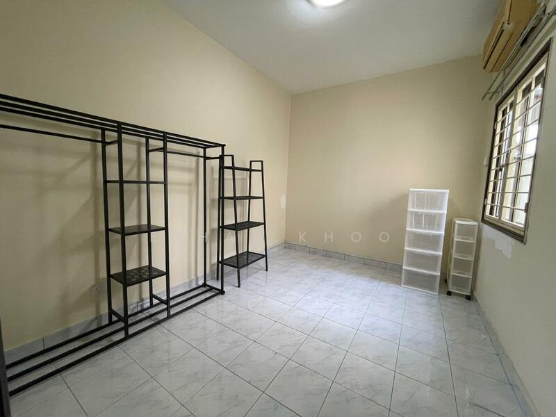 Untuk Disewa - Paradesa Tropica