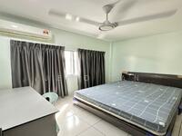 For Rent - Uni Square