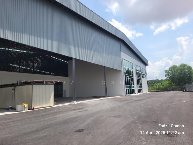 Factory for Rent in Bandar Baru Enstek (Bandar Enstek) - Fadzil Osman - Exterior - PropertyGuru.com.my