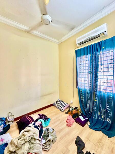 2-storey Terraced House for Sale in Kota Bayuemas (Klang) - Ezra Ezzry - Bedroom - PropertyGuru.com.my