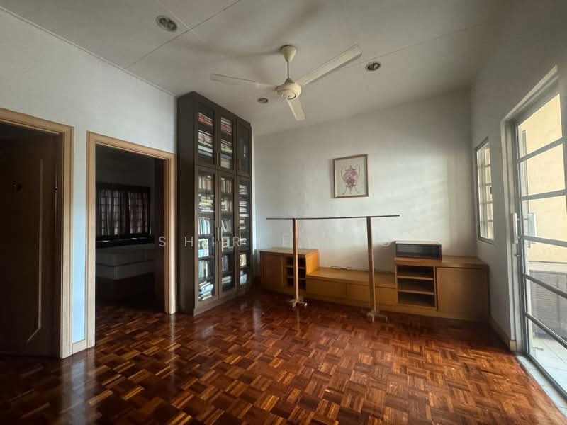 2-storey Terraced House for Rent in Subang Jaya (Selangor) - Shirley Ng - Study - PropertyGuru.com.my
