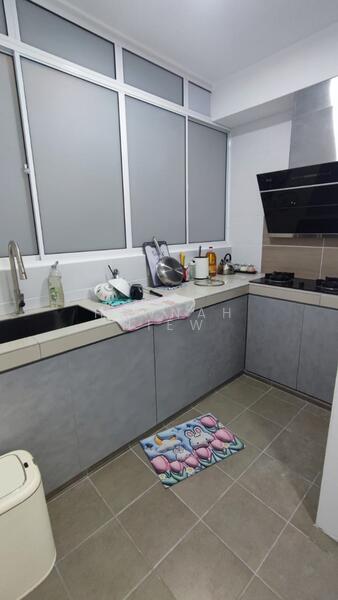 Condominium for Rent at Platinum OUG Residence - Hannah Hiew - Kitchen - PropertyGuru.com.my