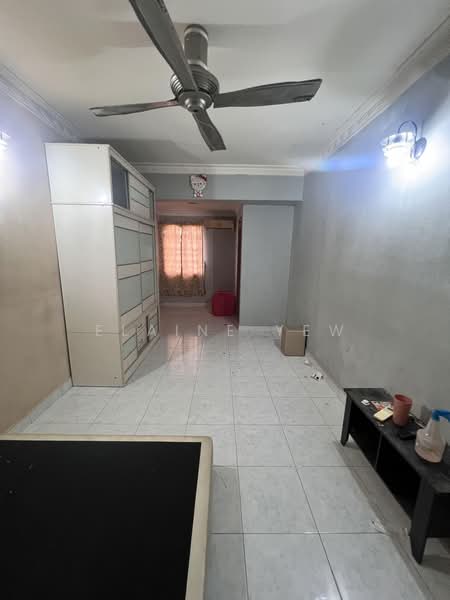Rumah Teres 2 Tingkat untuk Dijual di Taman Mastiara (Jalan Ipoh) - Elaine Yew - Living Room - PropertyGuru.com.my