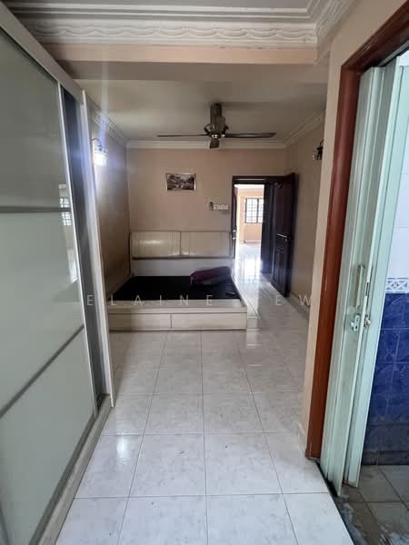 Rumah Teres 2 Tingkat untuk Dijual di Taman Mastiara (Jalan Ipoh) - Elaine Yew - Bedroom - PropertyGuru.com.my