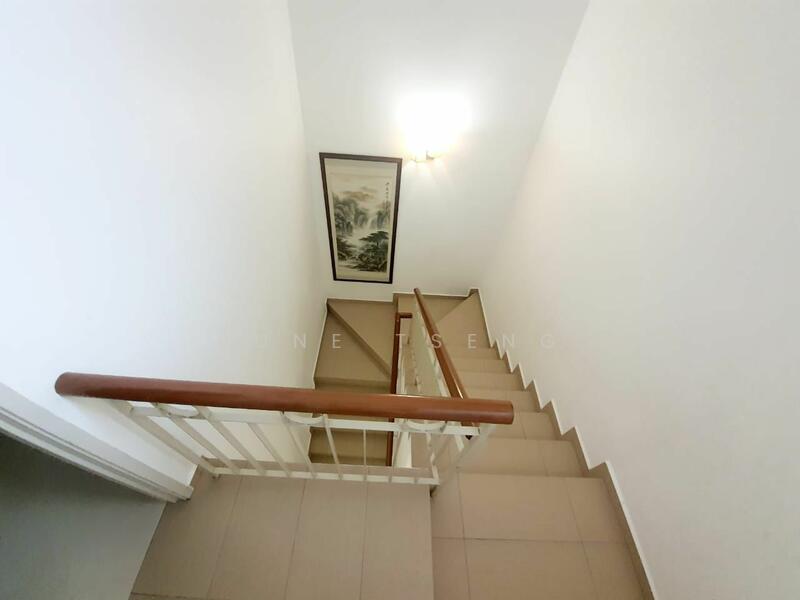 Untuk Disewa - Taman Daya