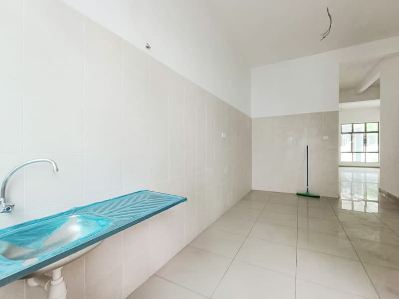 2-storey Terraced House for Sale in Bukit Katil (Melaka) - Cherry . - Kitchen - PropertyGuru.com.my