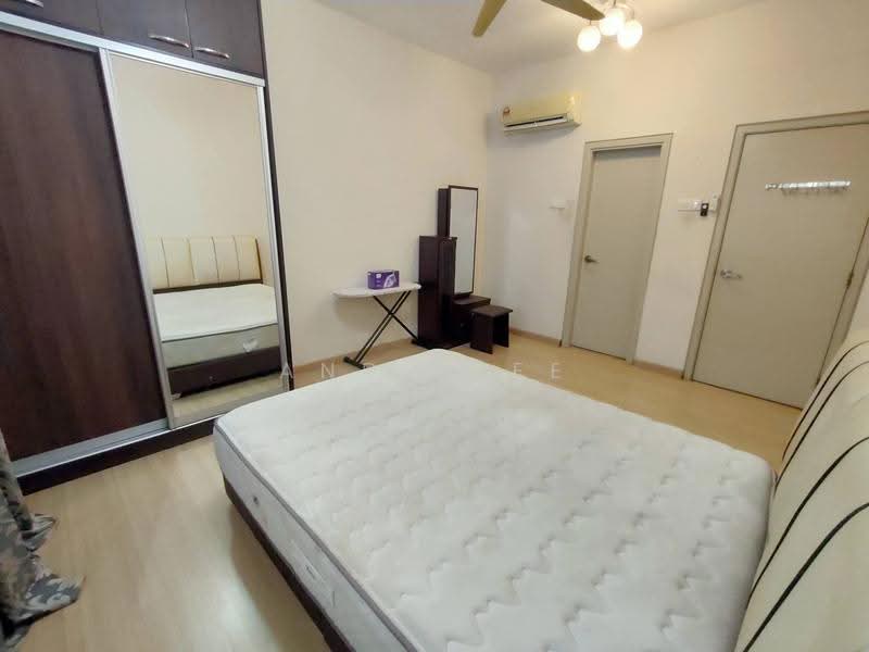 Kediaman Servis untuk Disewa di TTDI Adina - Andy Tee - Spacious Bedroom - PropertyGuru.com.my