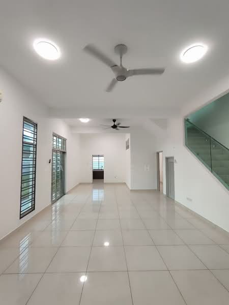 BANDAR JAYA PUTRA untuk Untuk Disewa - RM 3,000 /bulan, Feb 2026 - Living Room - PropertyGuru.com.my