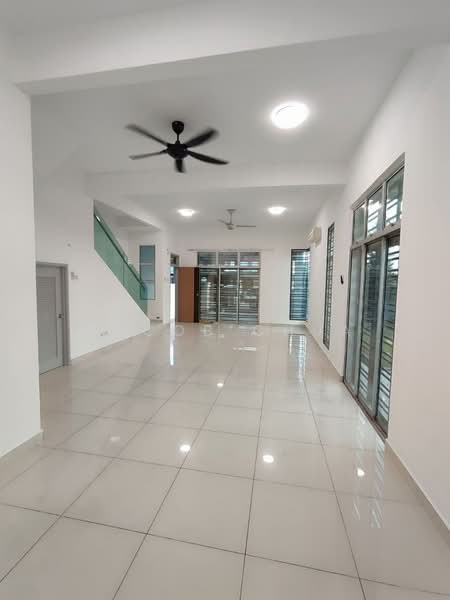 BANDAR JAYA PUTRA untuk Untuk Disewa - RM 3,000 /bulan, Feb 2026 - Living Room - PropertyGuru.com.my